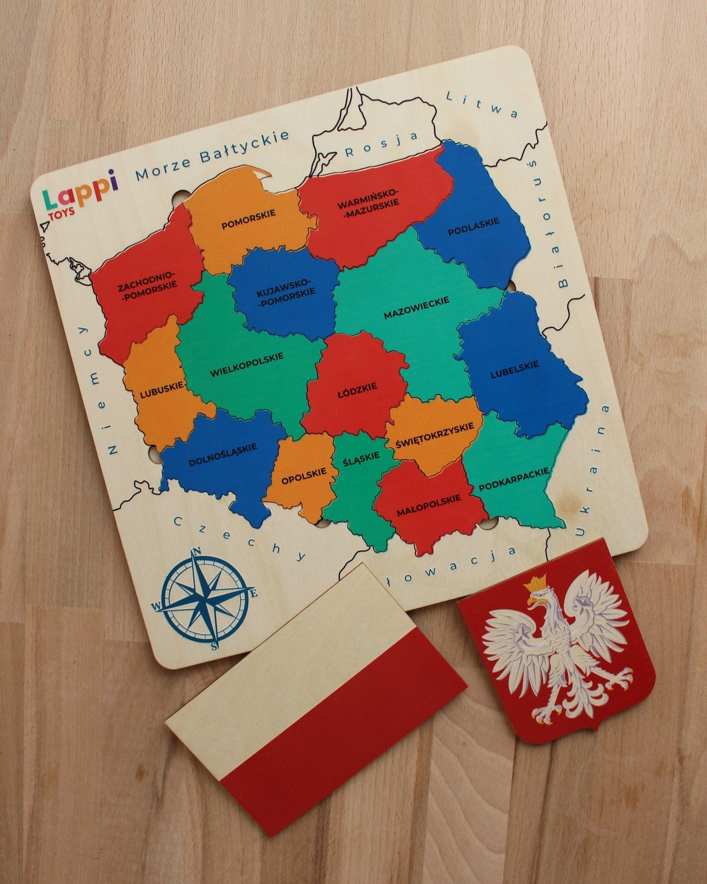 zabawki montessori, układanka drewniana, edukacyjne zabawki drewniane, drewniana mapa Polski, mapa Montessori, nauka geografii dla dzieci, drewniana układanka Polska, edukacja STEM, mapa Polski dla dzieci, zabawki do nauki geografii, drewniane puzzle Polska, interaktywna nauka geografii, podział administracyjny Polski, edukacyjne zabawki przedszkolne, Montessori geografia, zabawki wspierające rozwój poznawczy, ekologiczne zabawki drewniane, nauka województw dla dzieci, drewniana układanka województwa, mapa