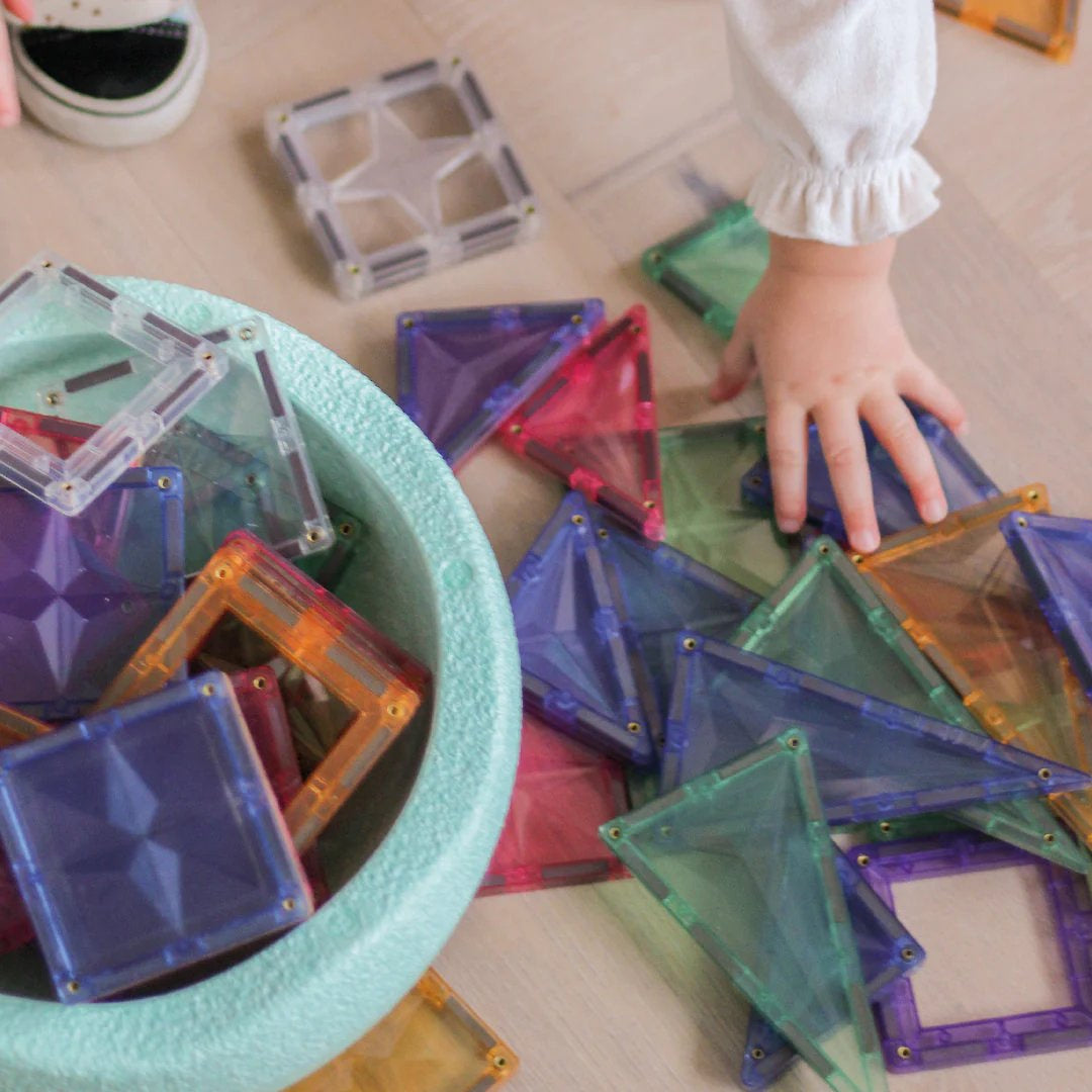 zabawki Montessori, klocki magnetyczne, edukacyjne zabawki STEM, nauka przez zabawę, płytki magnetyczne dla dzieci, kreatywne klocki, najlepsze zabawki edukacyjne, klocki pastelowe, Cleverclixx, zabawki dla 3 latka, magnetyczne puzzle, edukacja Montessori, zabawki dla przedszkolaka, prezent dla dziecka, STEAM zabawki, rozwój motoryki, nauka geometrii, zabawa i nauka, klocki dla chłopca, klocki dla dziewczynki