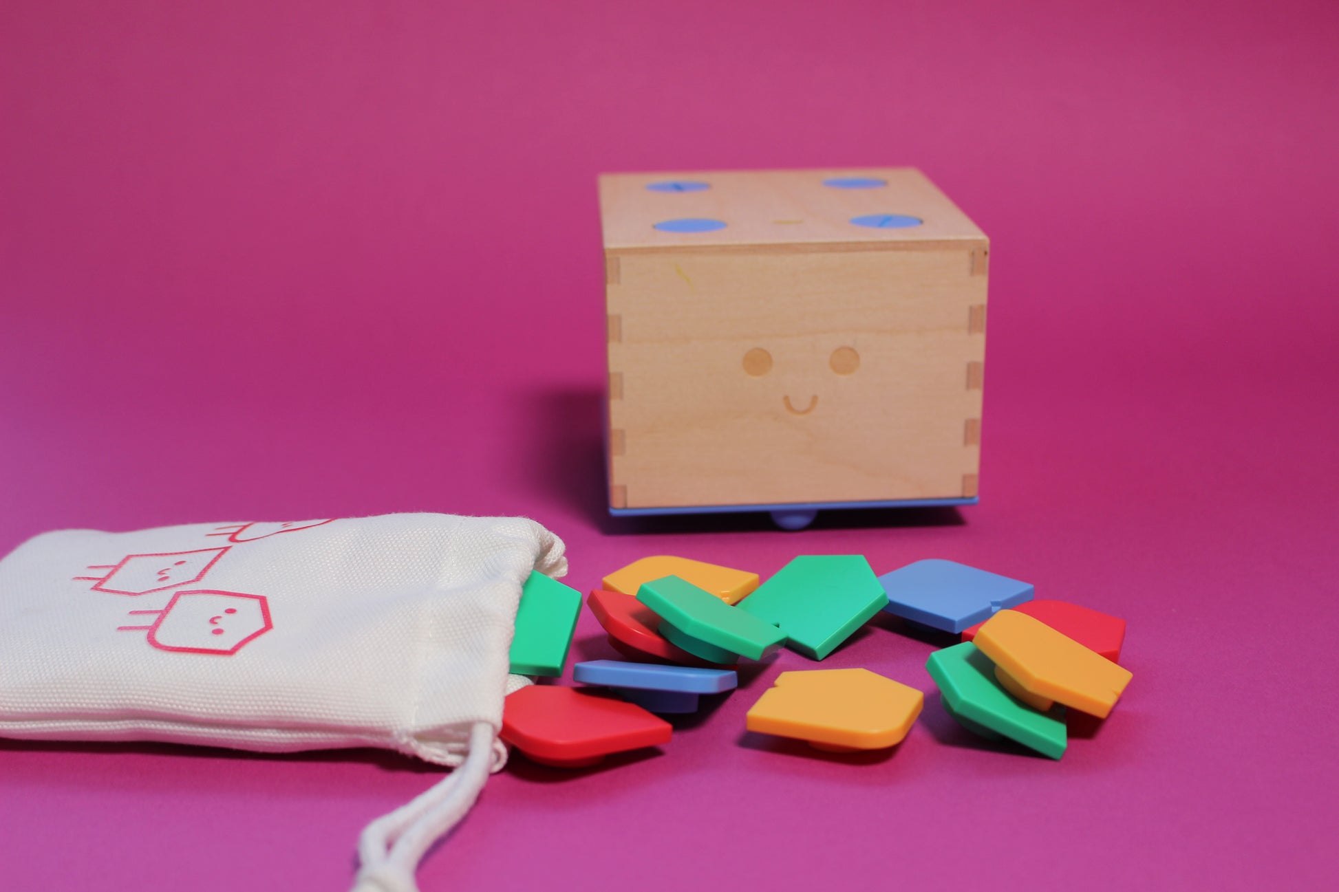 ✅ Robot do nauki programowania dla dzieci
✅ Zabawki edukacyjne STEM
✅ Nauka kodowania bez ekranu
✅ Zabawki Montessori dla przedszkolaków
✅ Drewniany robot dla dzieci
✅ Edukacyjne zabawki dla 3-latka
✅ Programowanie dla dzieci w przedszkolu
✅ Najlepsze zabawki interaktywne dla dzieci