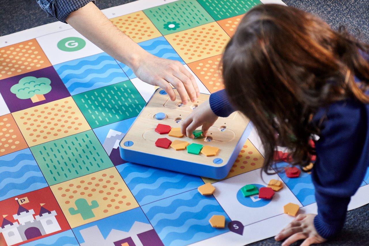 ✅ Robot do nauki programowania dla dzieci
✅ Zabawki edukacyjne STEM
✅ Nauka kodowania bez ekranu
✅ Zabawki Montessori dla przedszkolaków
✅ Drewniany robot dla dzieci
✅ Edukacyjne zabawki dla 3-latka
✅ Programowanie dla dzieci w przedszkolu
✅ Najlepsze zabawki interaktywne dla dzieci