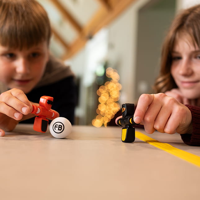 zabawki Montessori
zabawki STEM
zabawki drewniane
piłkarzyki dla dzieci
zabawki fidget
rozwój dziecka
edukacja domowa